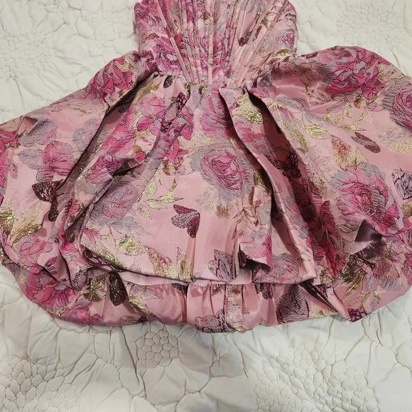 Elegant Pink Floral Strapless Dress - Picture 8 of 13